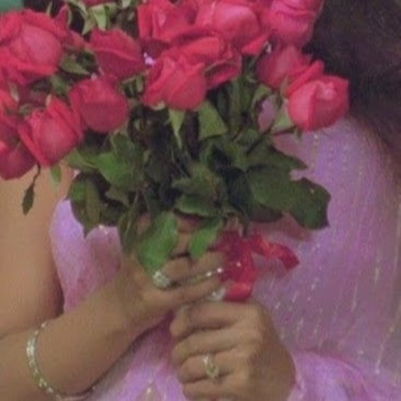 Meet your Posher, Sabrina - Picture 1 of 1